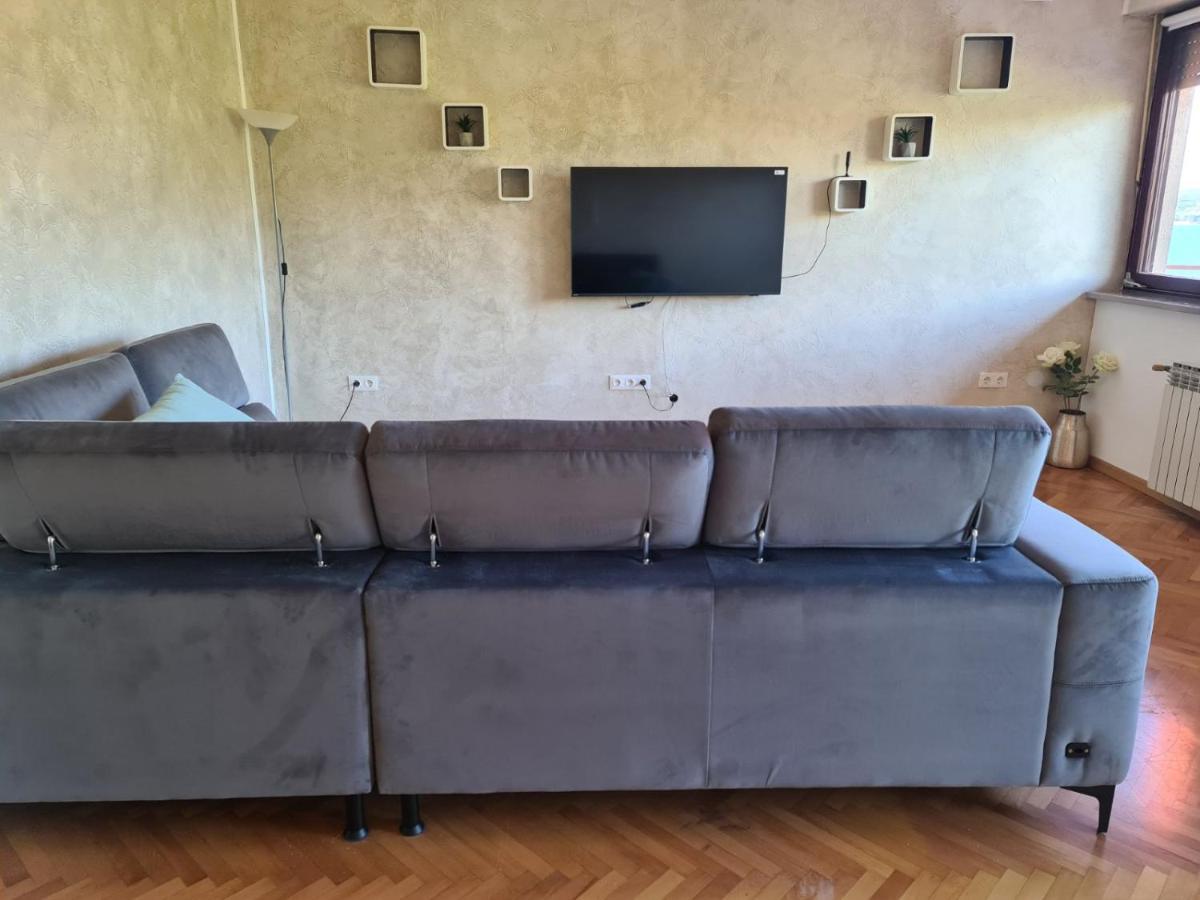 Amore Koper Apartment Bagian luar foto