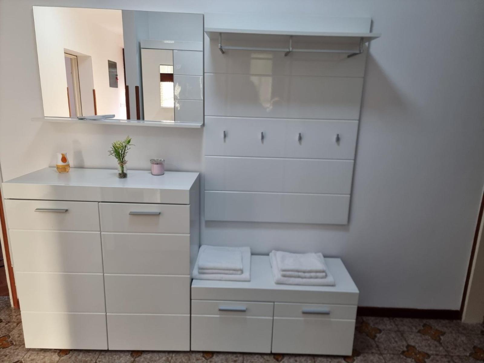 Amore Koper Apartment Bagian luar foto