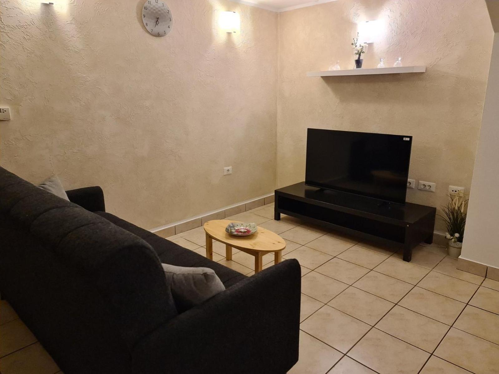 Amore Koper Apartment Bagian luar foto