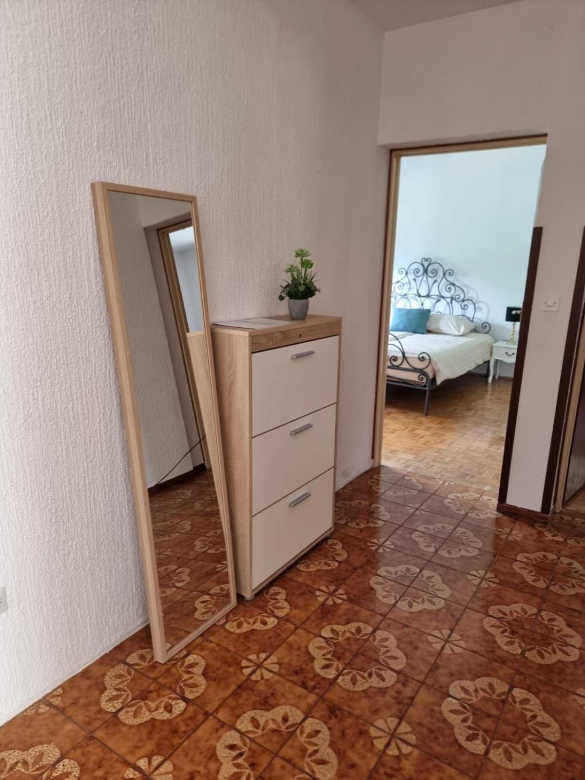 Amore Koper Apartment Bagian luar foto